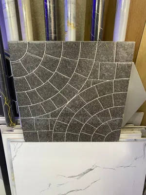 Fan-Shaped Marble Mosaic Layout Tiles