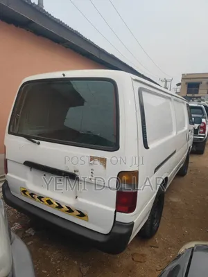 Toyota HiAce 1994 White