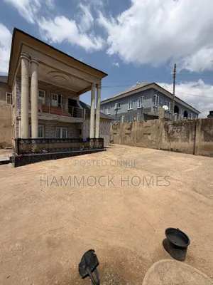 5bdrm Duplex in Ifẹsowapọ Estate ,, Akobo for sale