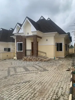 4bdrm Bungalow in Carlton Gate Estate, Akobo for sale