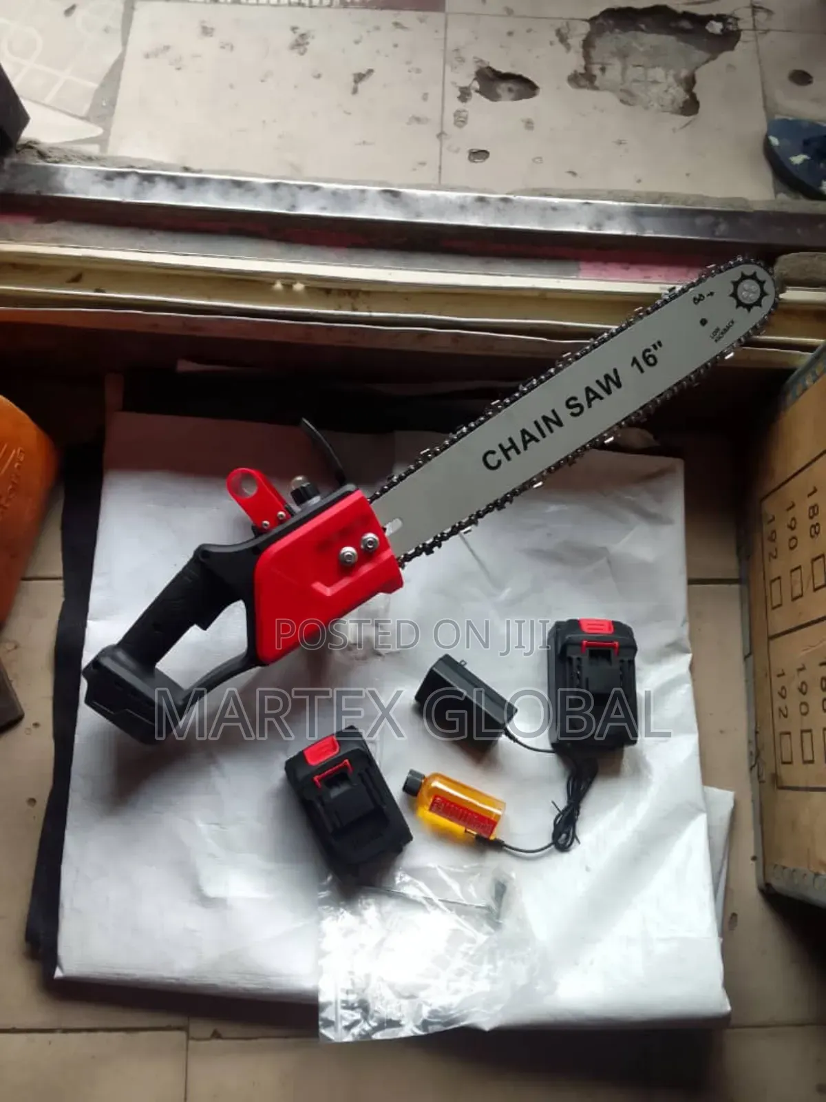 Rechargeable Chainsaw