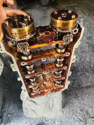 Toyota Corolla 2zr Camshaft or Kinshaft 4plug Engine