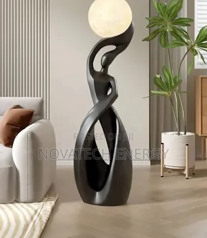 Luxury Artistic Lady Globe Sculpture Standing Lamp