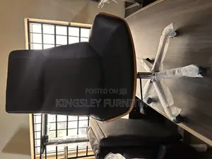 Wooden Back Executive Office Chair