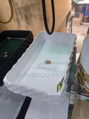 White Zigzag Countertop Basin