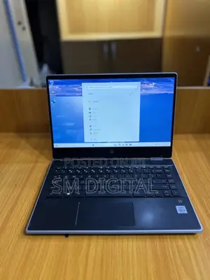 Laptop HP Pavilion 14 x360 2-in-1 8GB Intel Core i3 SSD 256GB