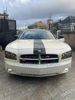 Dodge Charger 2010 White