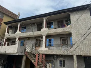 14bdrm Block of Flats in Lawanson for sale