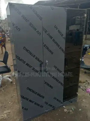 6ft X 4ft HDF High Gloss Wardrobe With Glass Door