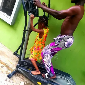 Commercial Elliptical Cross Trainer