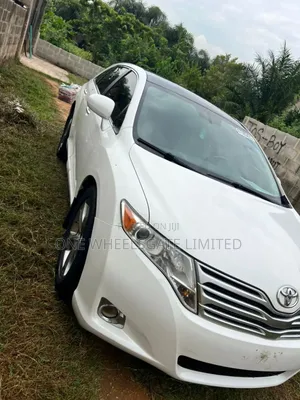 Toyota Venza 2010 White