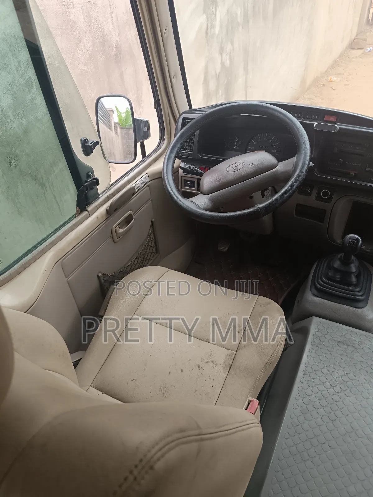 Toyota Coaster 2017 Gold