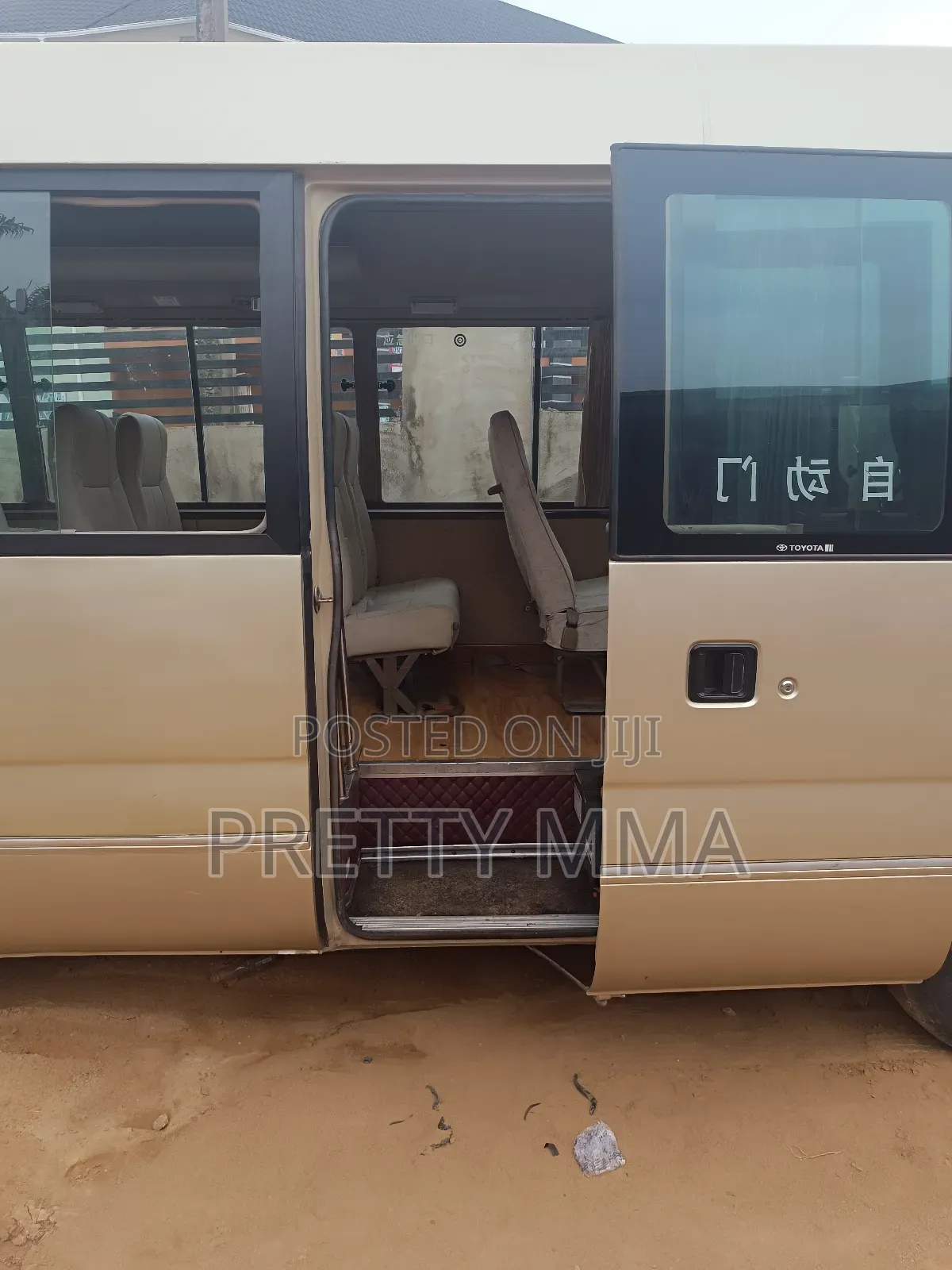 Toyota Coaster 2017 Gold
