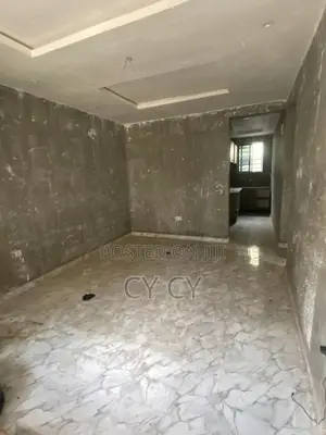 Furnished 2bdrm Apartment in Cole Street, Lawanson for sale