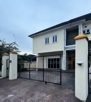 4bdrm Duplex in Golf Estate, Dr, Eneka for rent