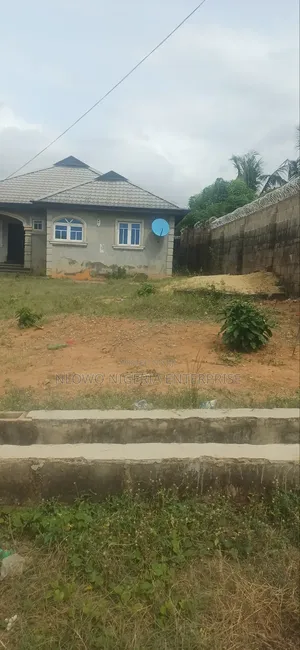 3bdrm Bungalow in Kajola Estate, Isawo for sale