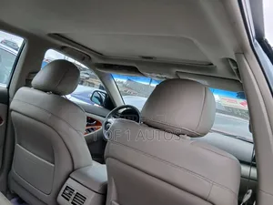 Toyota Camry XLE V6 4dr Sedan (3.5L 6cyl 6A) 2011 Green