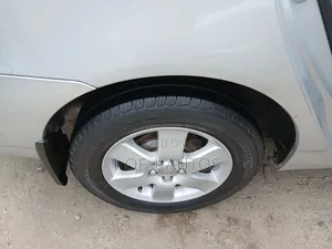Toyota Corolla LE 2006 Silver