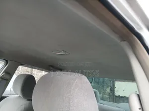 Toyota Corolla LE 2004 Silver