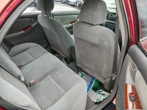 Toyota Corolla LE 2004 Orange