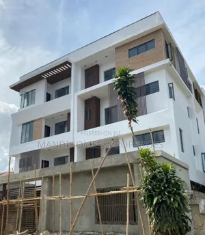 3bdrm Apartment in Agungi for sale