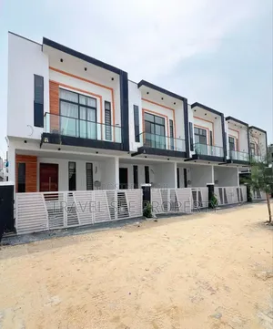 Furnished 4bdrm Duplex in Private Estate Lekki for sale