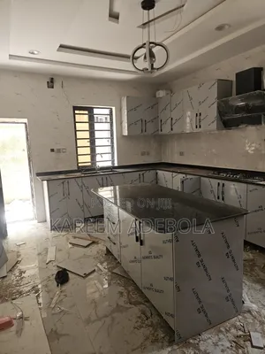 5bdrm Duplex in Omole Phase 2 for rent