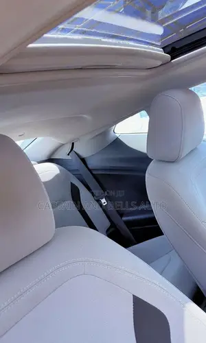 Chevrolet Camaro 2018 Silver
