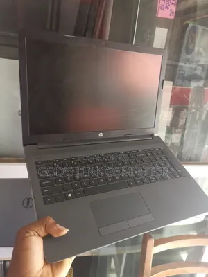 Laptop HP 255 G6 8GB AMD A8 SSD 256GB