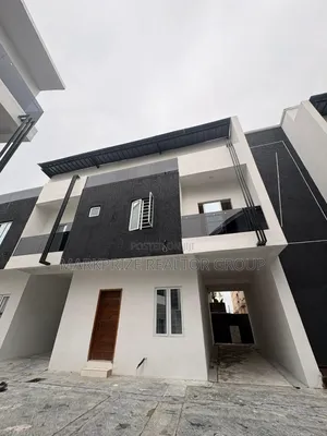 Furnished 2bdrm Penthouse in Ikota, Lekki Lagos for sale