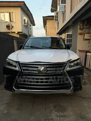 Lexus LX 570 AWD 2021 Black