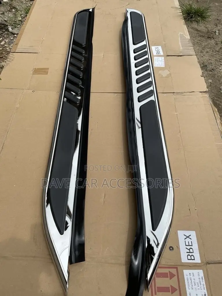 Toyota Highlander 013 Side Step