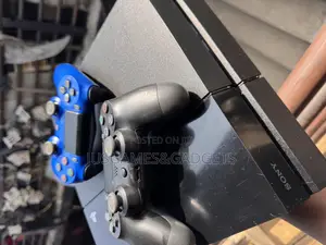 Low Version, Neat Uk Used Playstation 4 Standard Console