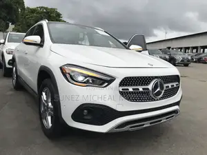 Mercedes-Benz GLA 250 2022 White