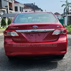 Toyota Corolla LE 4dr Sedan (1.8L 4cyl 4A) 2013 Red