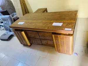 Luxury Wooden Executive Office Desk With Drawers and Storage