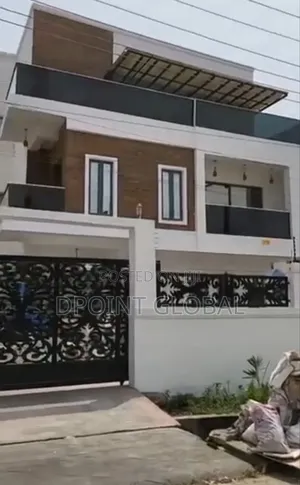 5bdrm Duplex in Magodo Phase 1 for sale