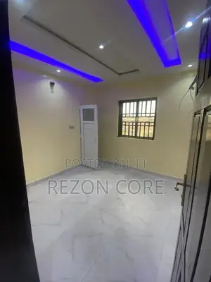 2bdrm Apartment in Aguda / Surulere for rent