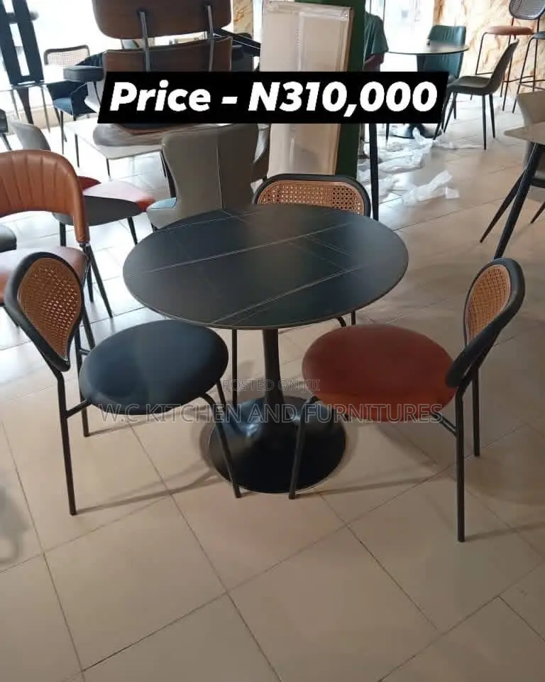 Chic Round Dining Set