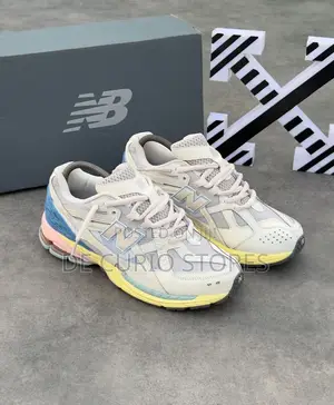 New Balance 1906