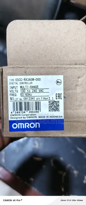Omron Temperature Controller E5cc-Rx3a5m-000