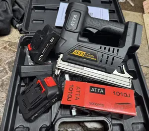 Atta 4000 Ld-1022j Lithium-Ion Cordless Brad Staple Gun Kit.