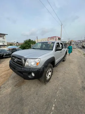Toyota Tacoma 2011