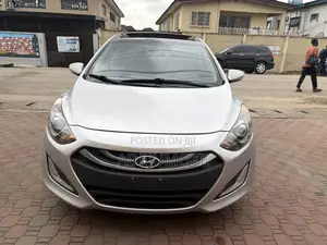 Hyundai Elantra Limited 4dr Sedan (1.8L 4cyl 6A) 2014 Gray