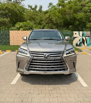 Lexus LX 570 AWD 2018 Gold