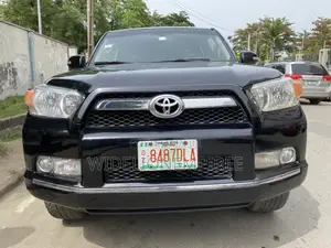 Toyota 4-Runner 2012 Black
