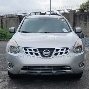 Nissan Rogue SV 2012 Silver