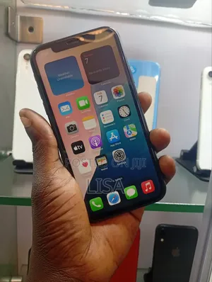 New Apple iPhone XR 128 GB Black