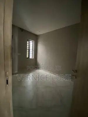 4bdrm Townhouse/Terrace in Ajah, Abraham Adesanya Estate for sale
