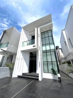Furnished 5bdrm Duplex in Chevron for sale